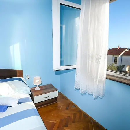 Dama Apartment *